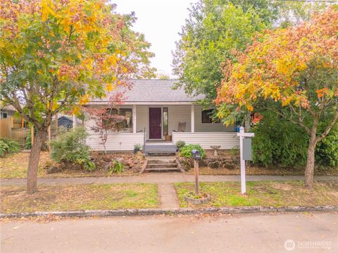 Photo of 3210 M Street, Vancouver, WA 98663 (MLS # 2445888)