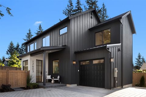 Photo of 12603 NE 80th Street, Kirkland, WA 98033 (MLS # 2518520)