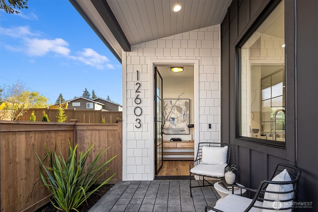Photo of 12603 NE 80th Street, Kirkland, WA 98033 (MLS # 2518520)