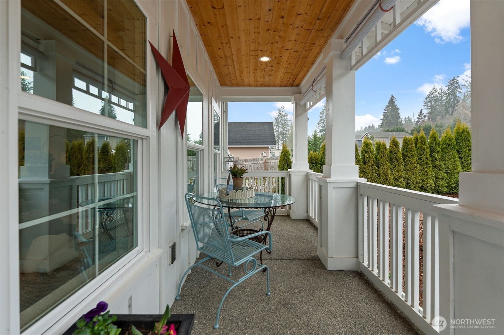 140 E Cedarland Lane