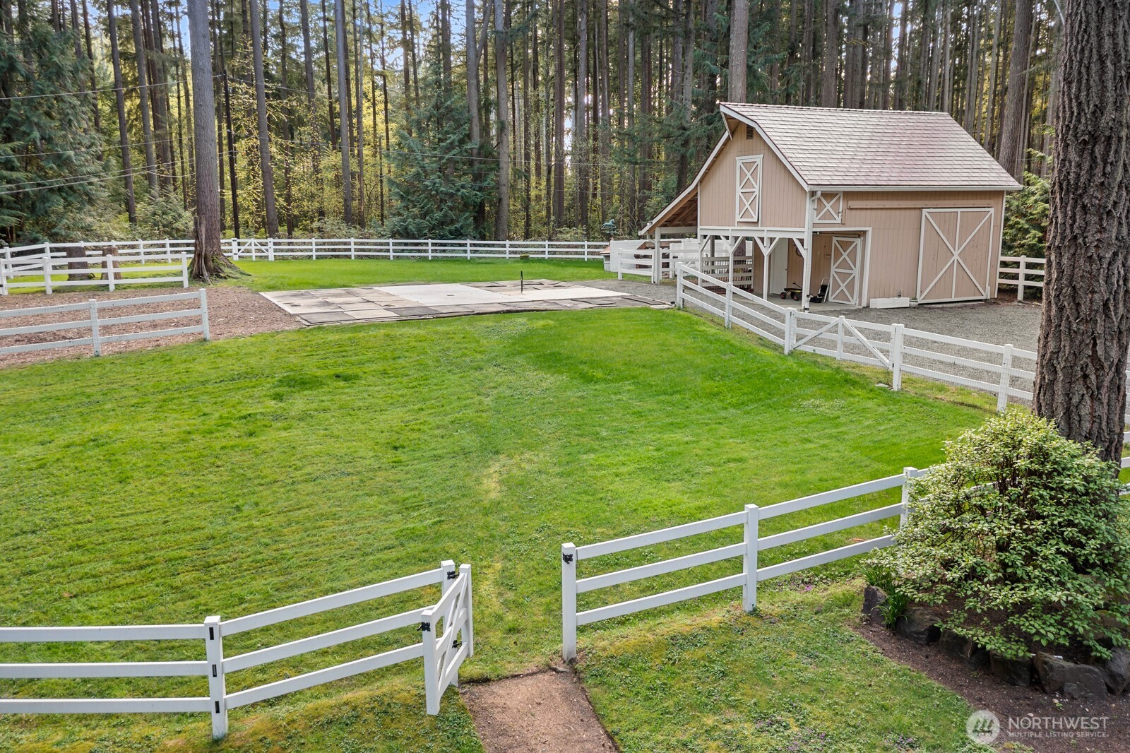 16 Bridlewood Circle