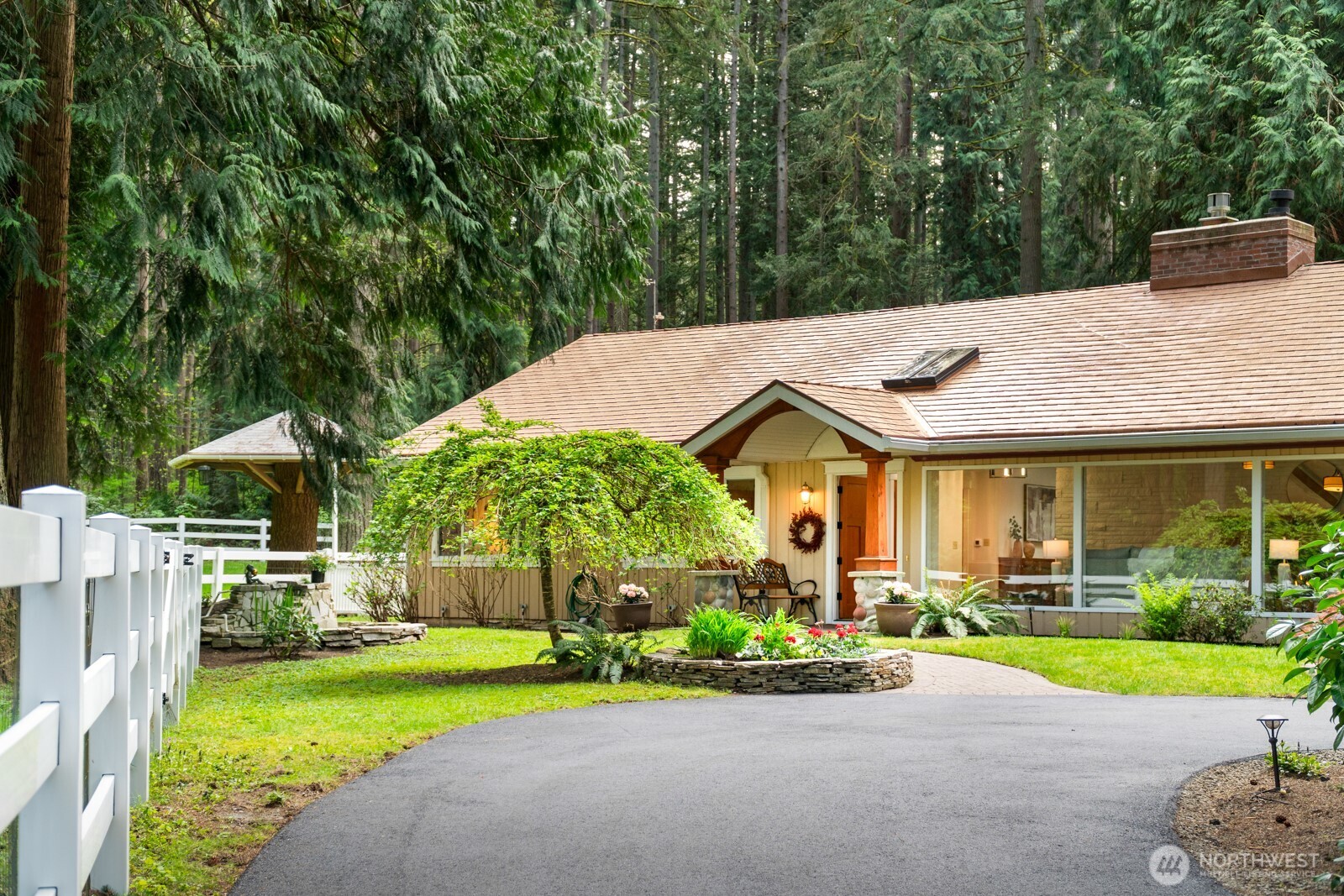 16 Bridlewood Circle