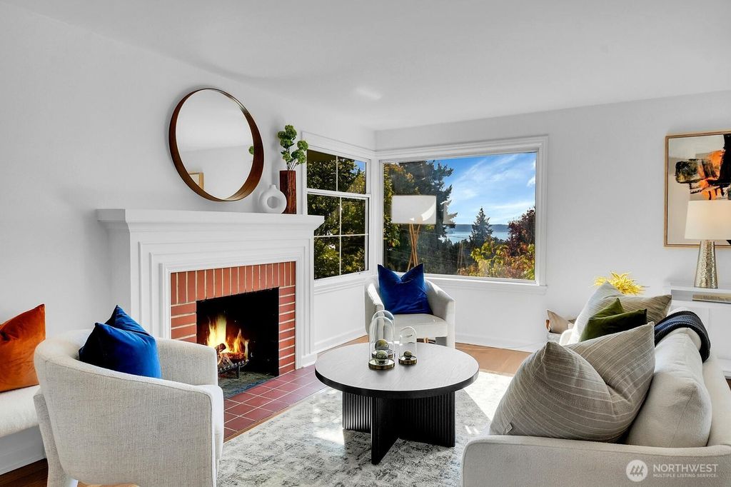 Photo of 4308 SW Portland Street, Seattle, WA 98136 (MLS # 2435681)
