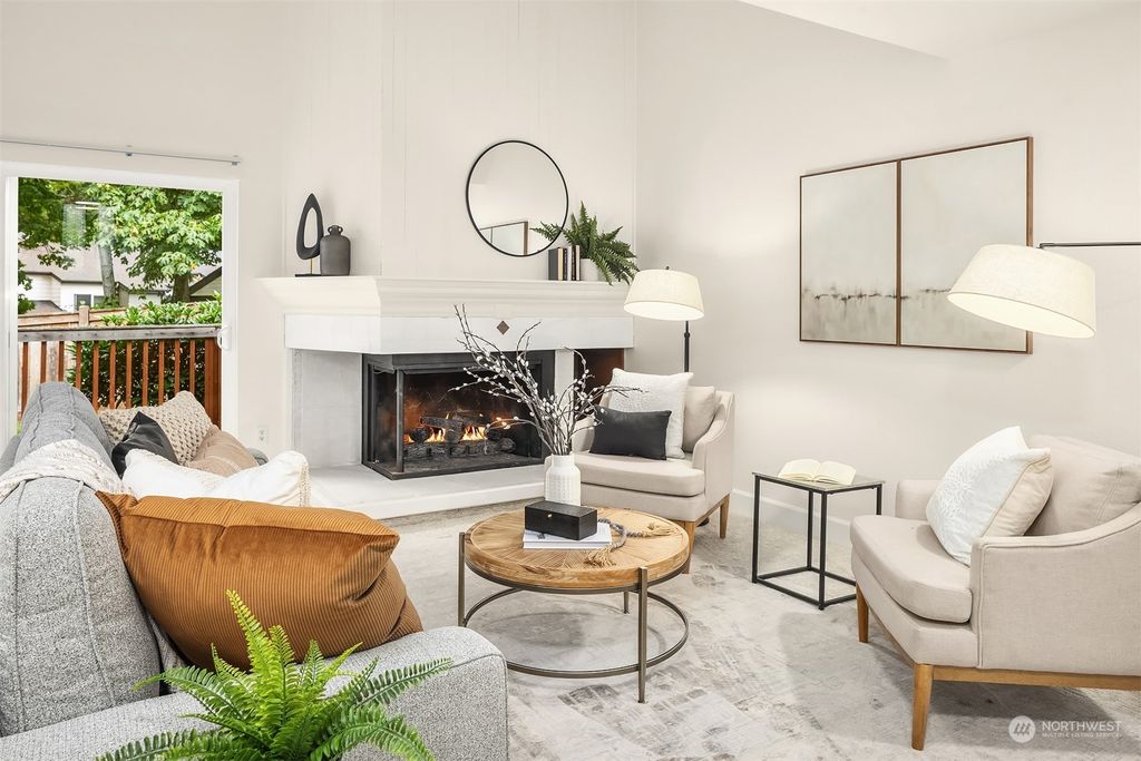 Photo of 3318 SW 318th Place, Federal Way, WA 98023 (MLS # 2174885)