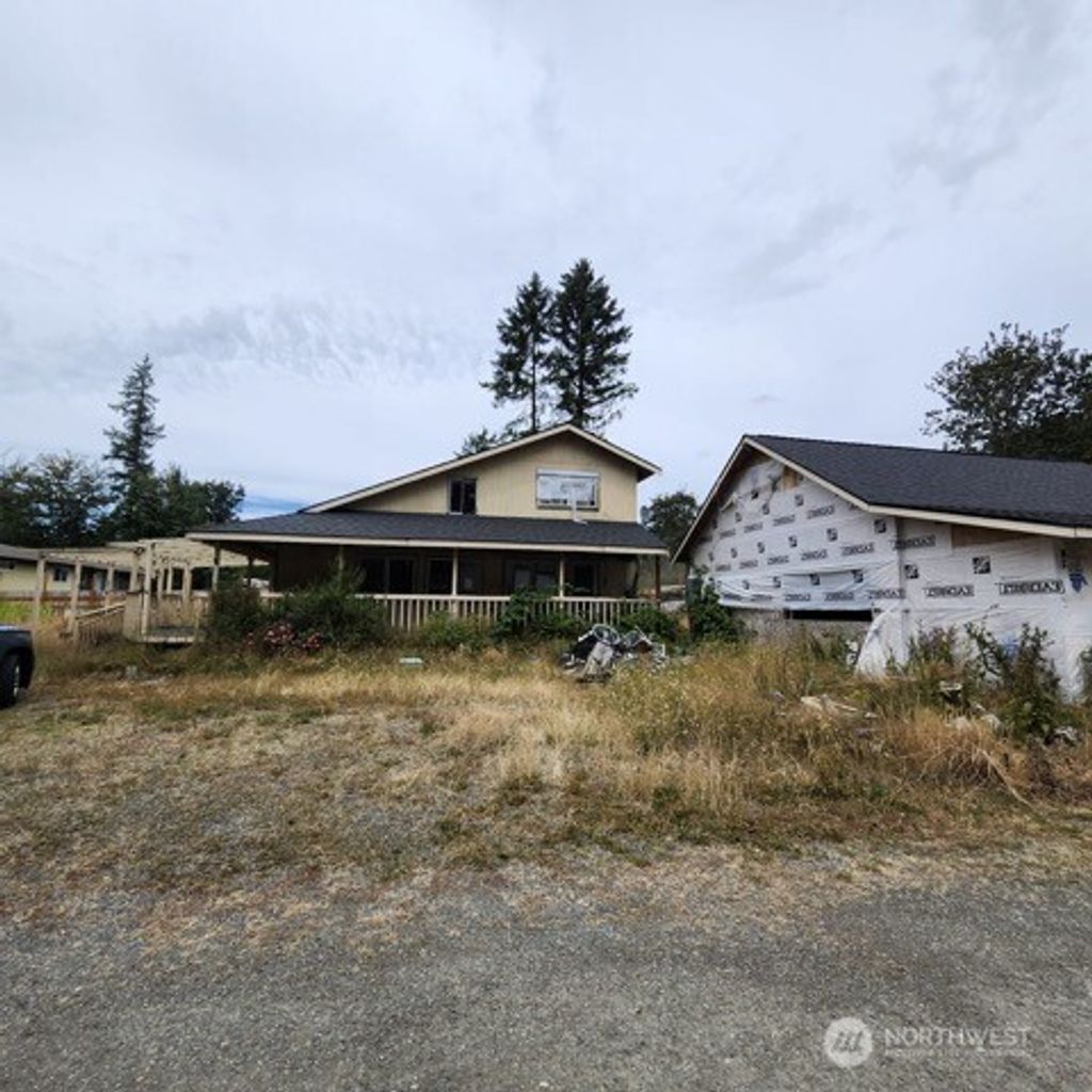 Photo of 13904 184th Avenue SE, Renton, WA 98059 (MLS # 2470519)