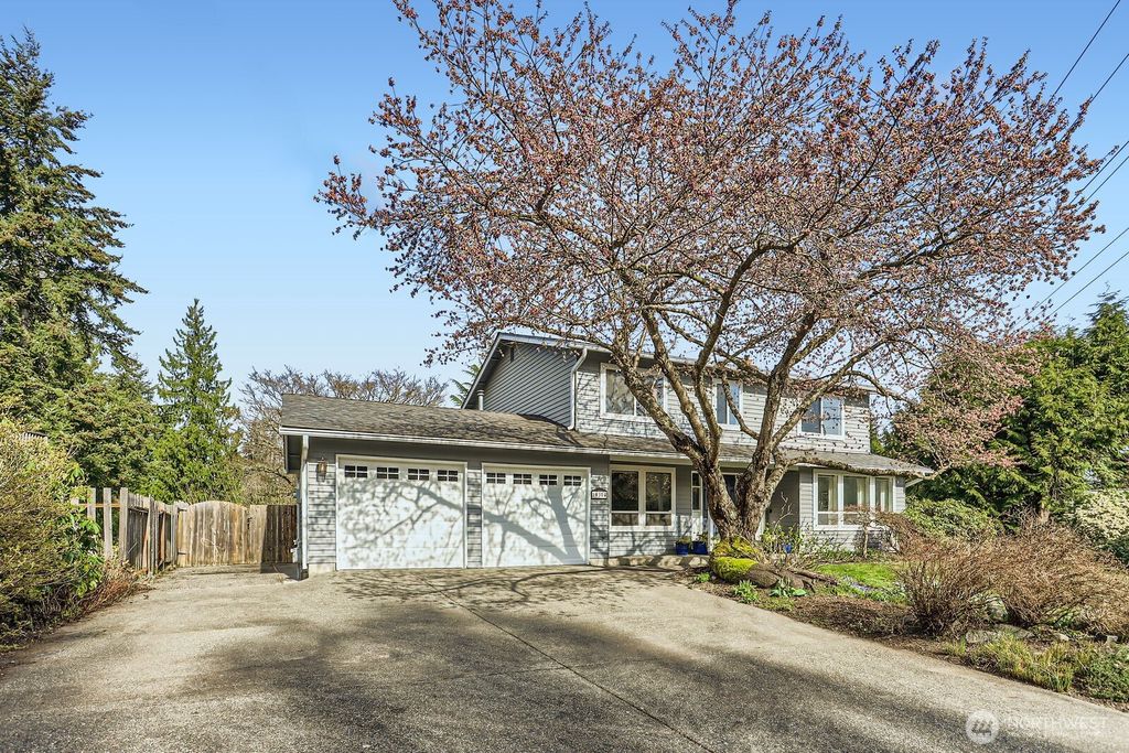 Photo of 19304 90th Avenue NE, Bothell, WA 98011 (MLS # 2349783)