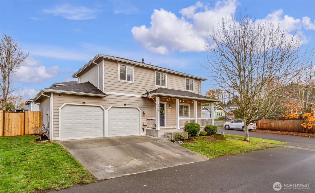 Photo of 1014 85th Drive NE, Lake Stevens, WA 98258 (MLS # 2456661)
