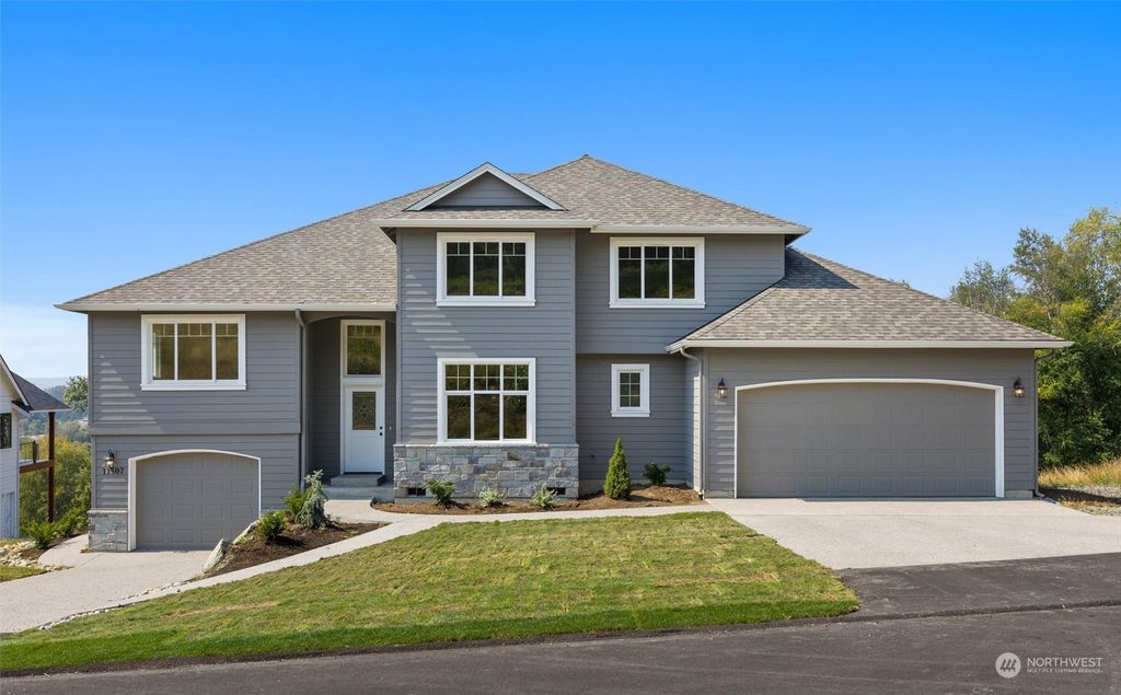 Photo of 11507 73rd Avenue NE, Arlington, WA 98223 (MLS # 2155838)