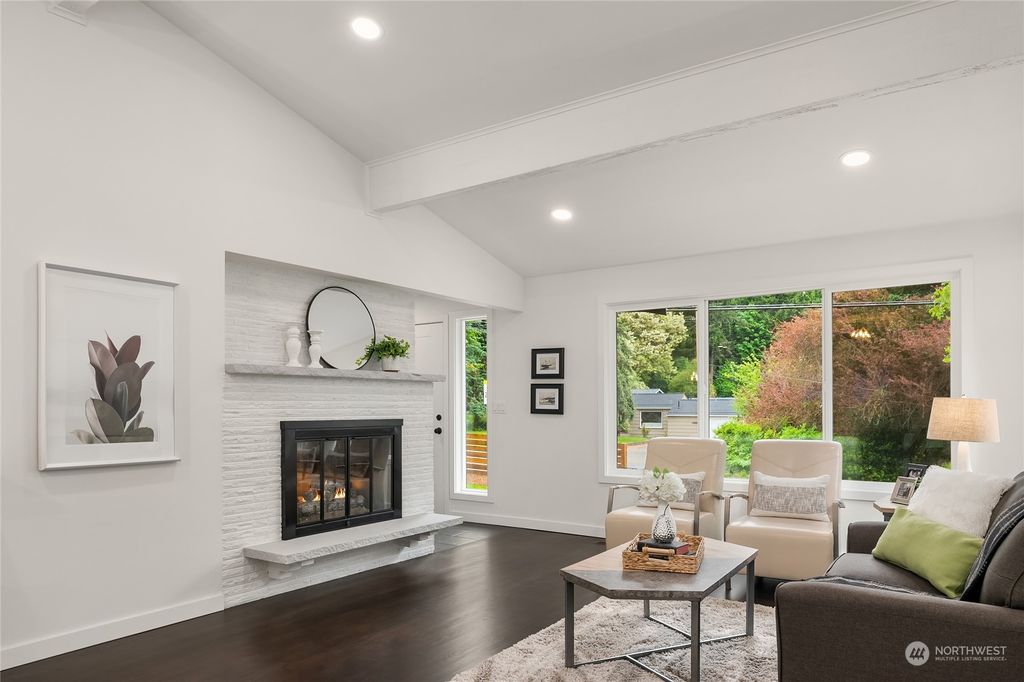 Photo of 9247 NE 180th Street, Bothell, WA 98011 (MLS # 2077731)