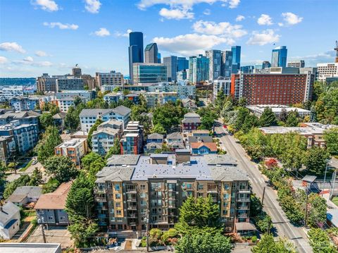 Photo of 412 11th Avenue #206, Seattle, WA 98122 (MLS # 2476131)