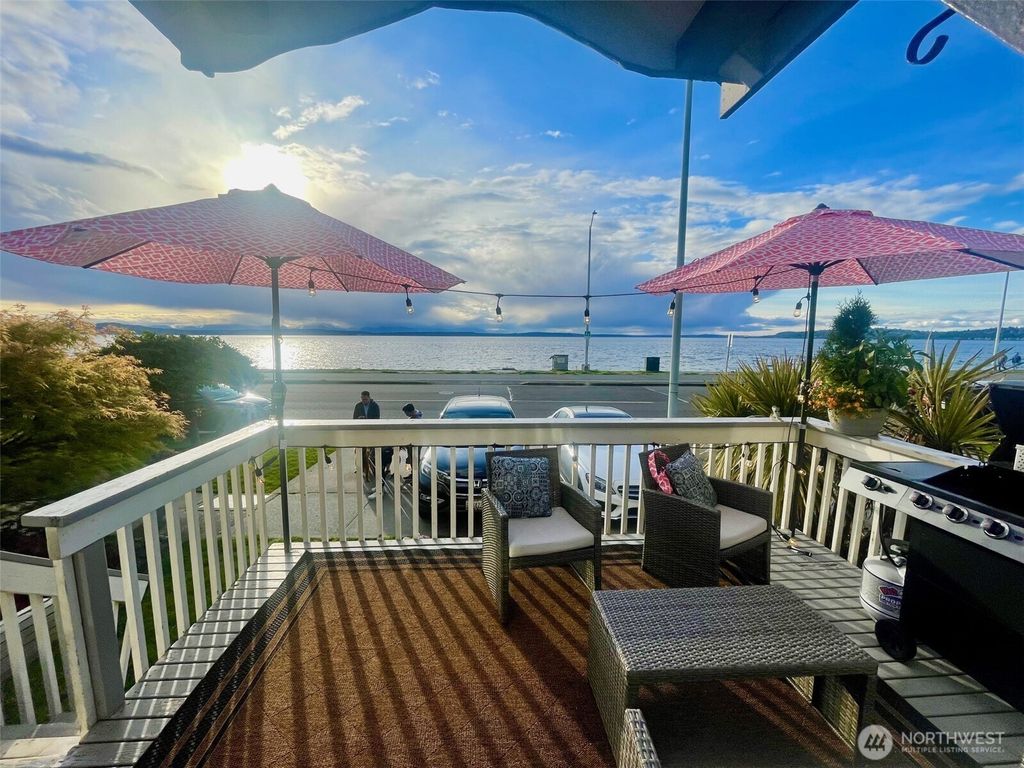 Photo of 1500 Alki Avenue SW, Seattle, WA 98116 (MLS # 2438978)