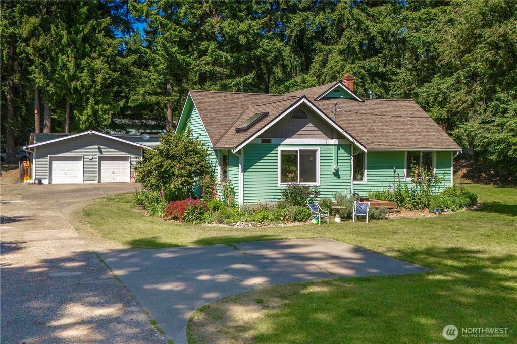 Photo of 3256 S 360th Street, Auburn, WA 98001 (MLS # 2384832)