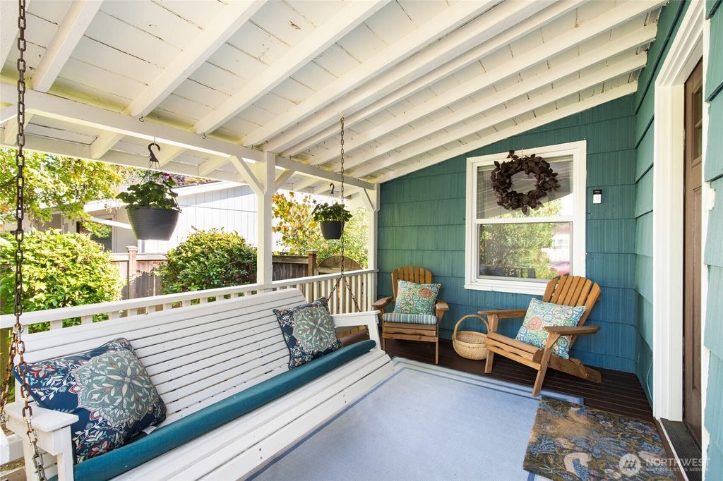 Photo of 8518 11th Avenue NW, Seattle, WA 98117 (MLS # 2434696)