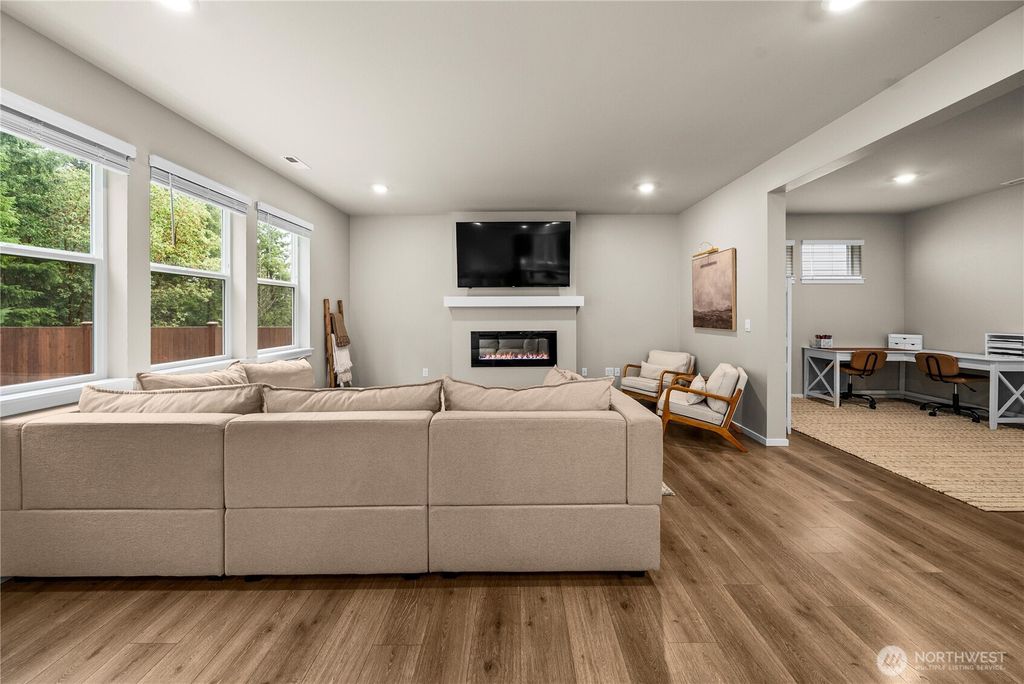 Photo of 1081 SW Pendleton Way, Port Orchard, WA 98367 (MLS # 2497359)