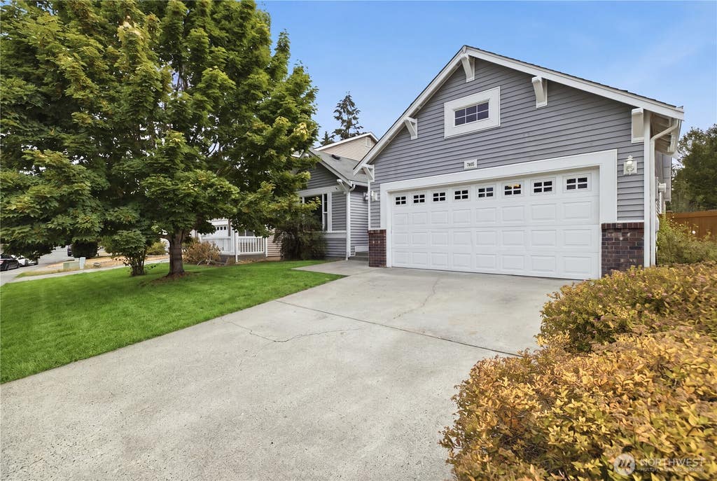 Photo of 17405 85th Avenue Ct E, Puyallup, WA 98375 (MLS # 2570591)