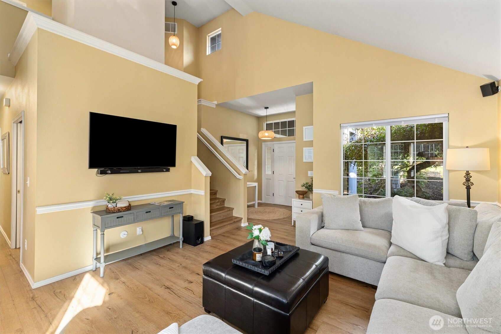 18290 Tahoma Street SE