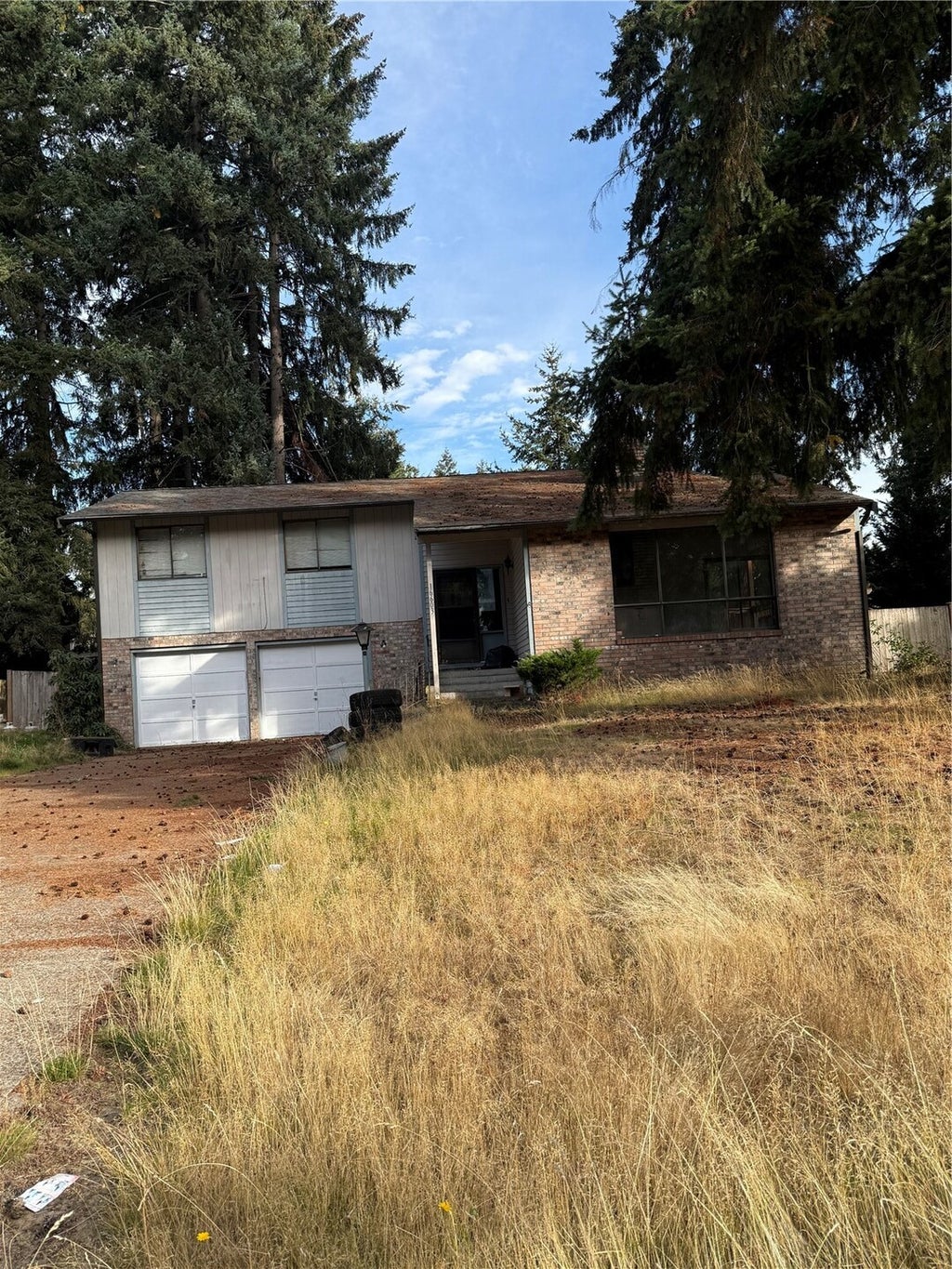 Photo of 16603 14th Avenue Ct E, Spanaway, WA 98387 (MLS # 2599011)