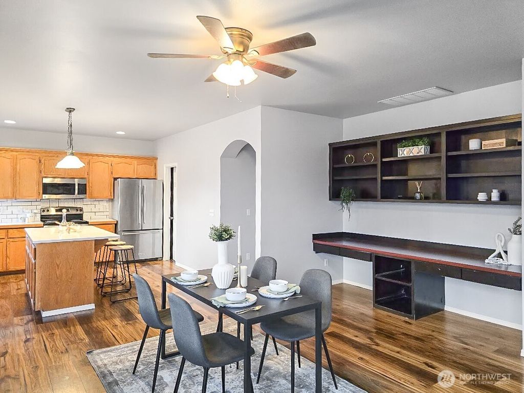 Photo of 15510 67th Avenue Ct E, Puyallup, WA 98375 (MLS # 2451677)