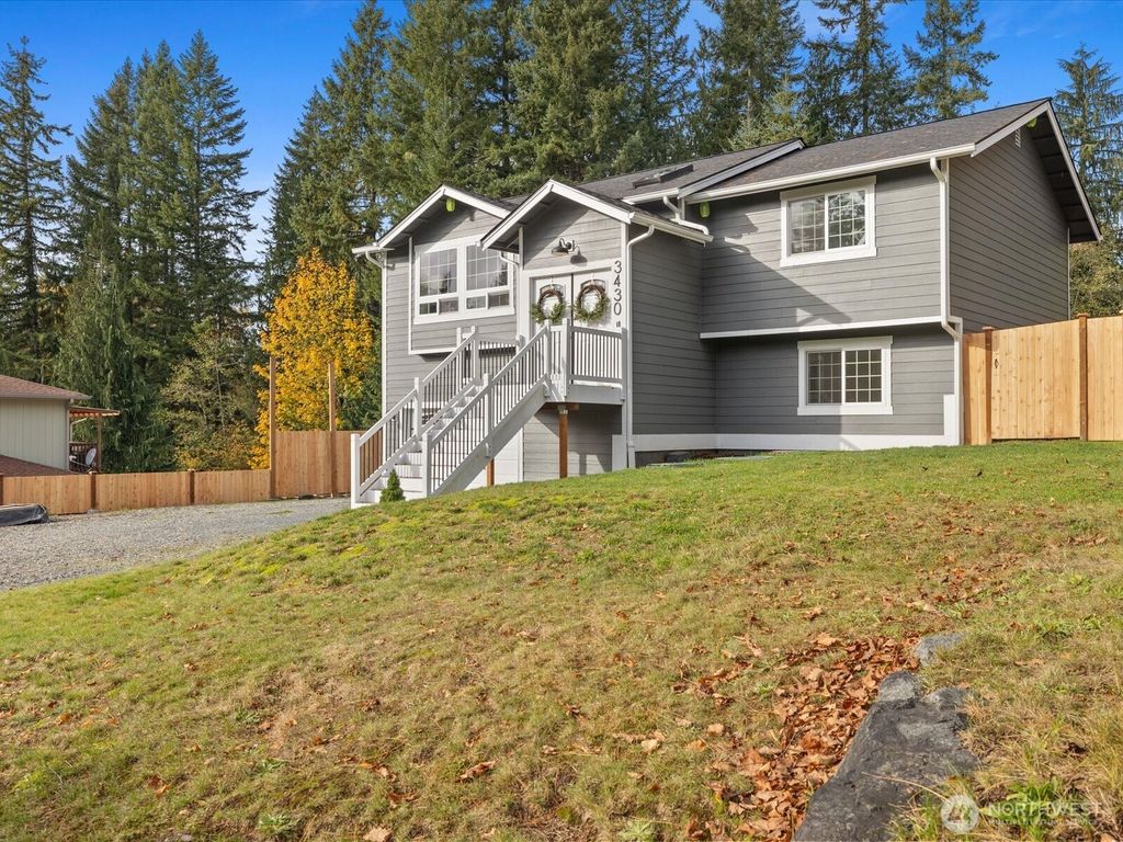 Photo of 3430 Alyson Drive, Granite Falls, WA 98252 (MLS # 2450813)