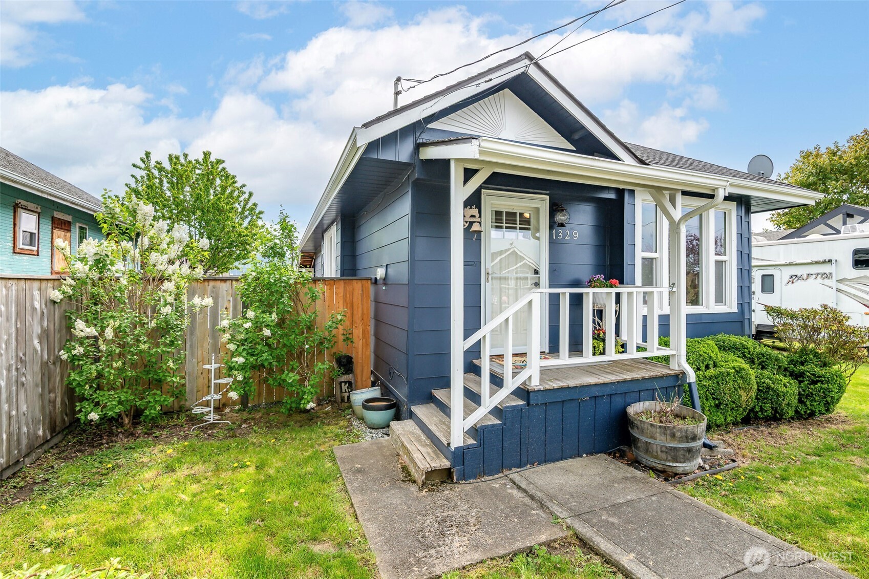 1329 Porter Street