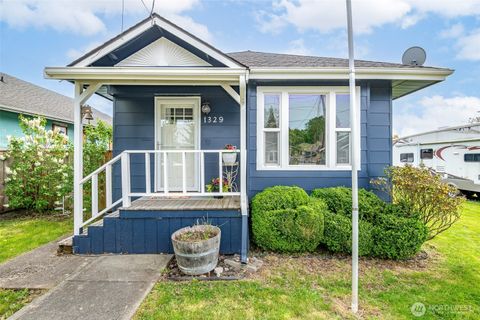 Photo of 1329 Porter Street, Enumclaw, WA 98022 (MLS # 2517145)