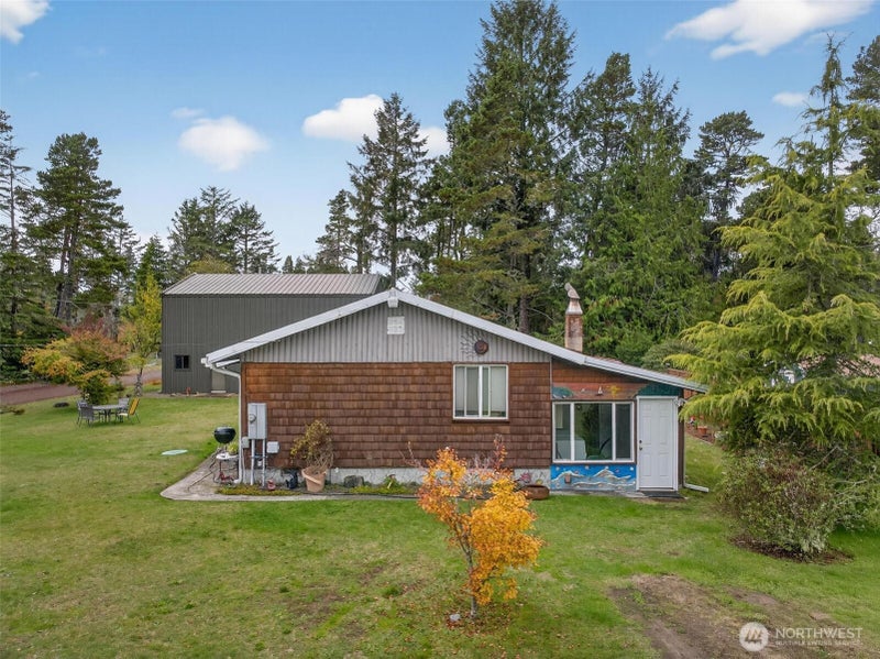 27501 R Lane