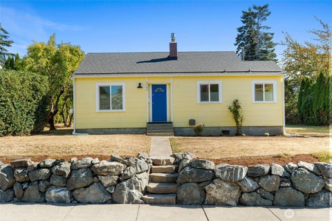 Photo of 2702 Nevada Street, Bellingham, WA 98226 (MLS # 2582556)