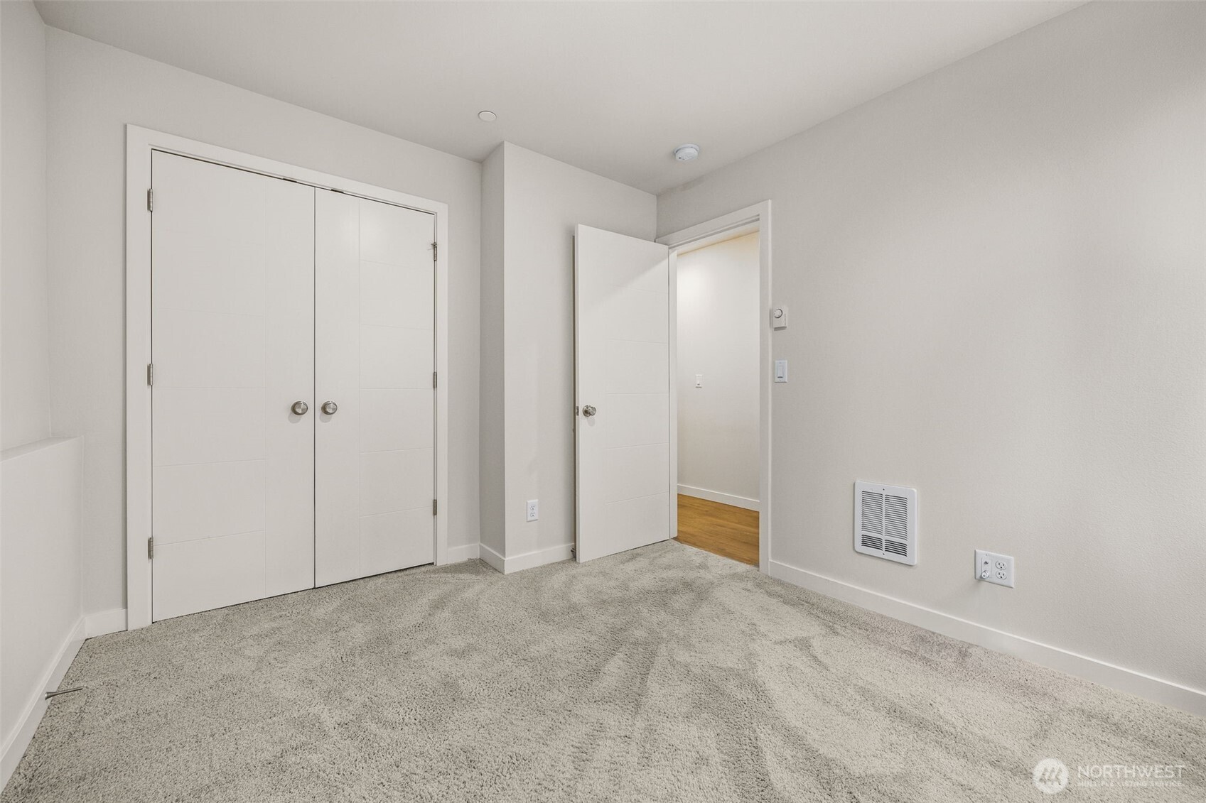 7132 Beacon Avenue S A