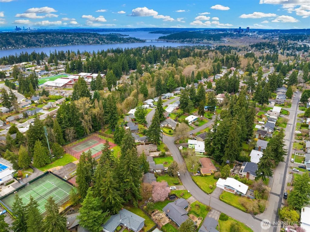 Photo of 12226 SE 54th Street, Bellevue, WA 98006 (MLS # 2348630)