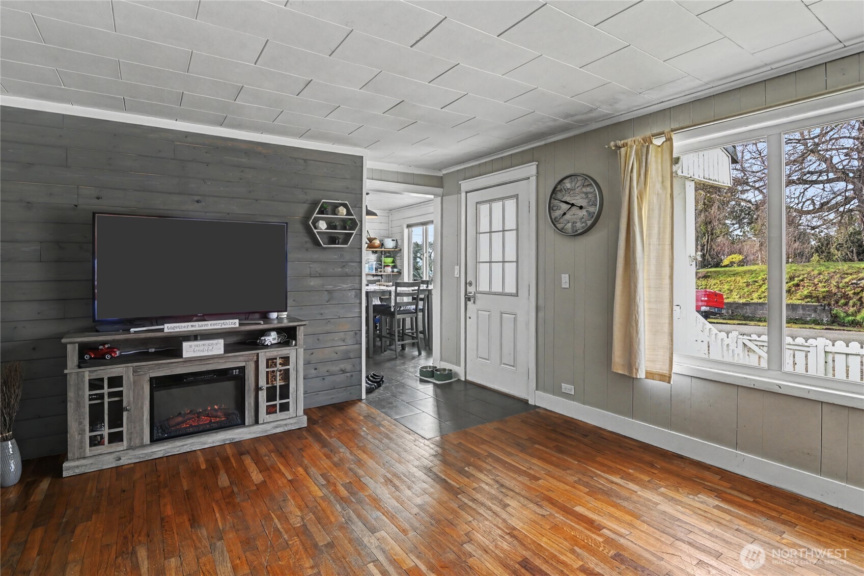 102 S Chehalis Street