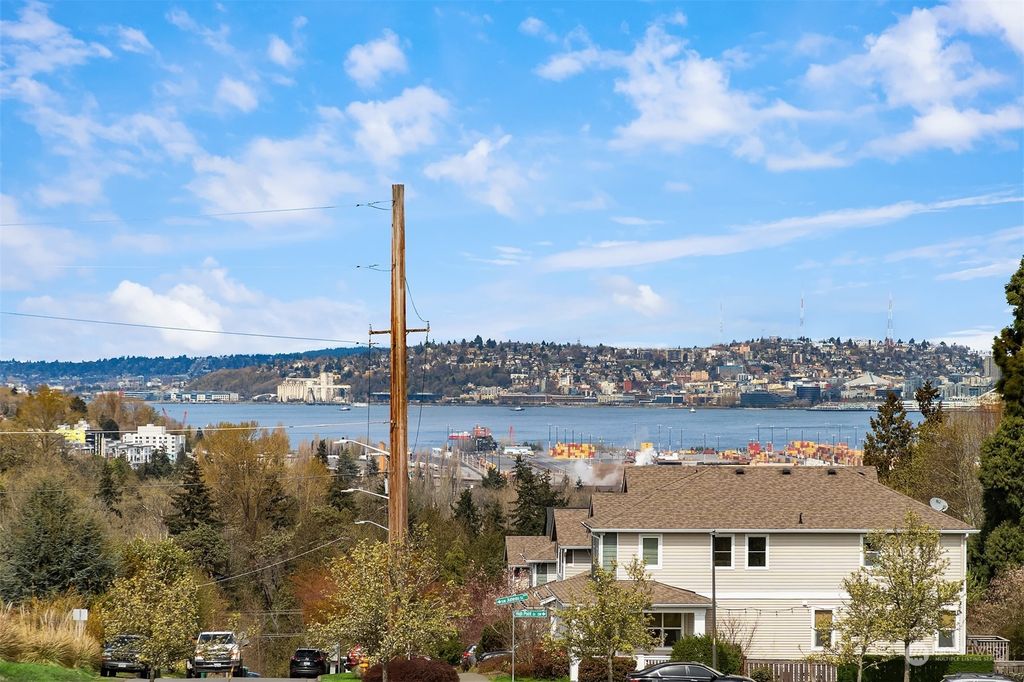 Photo of 2980 SW Raymond Street #201, Seattle, WA 98126 (MLS # 2057664)