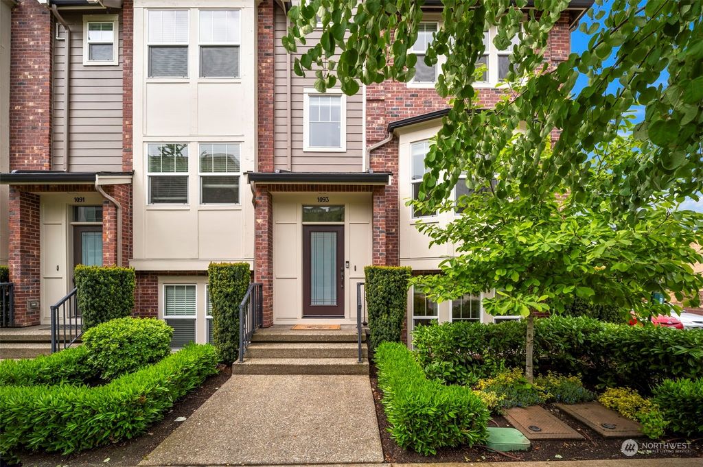 Photo of 1093 10th Avenue NE #1.1, Issaquah, WA 98029 (MLS # 2241221)