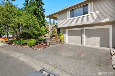 Photo of 2554 174th Avenue NE, Redmond, WA 98052 (MLS # 2391941)