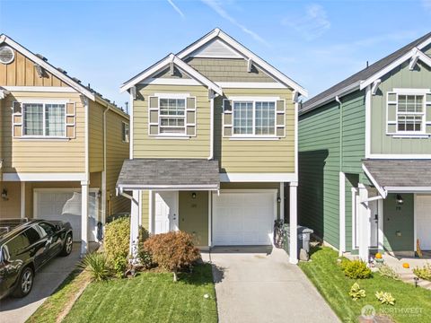 725 114th Street Ct E Tacoma WA 98445