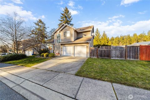 Photo of 1340 NW Redwing Drive, Oak Harbor, WA 98277 (MLS # 2413020)