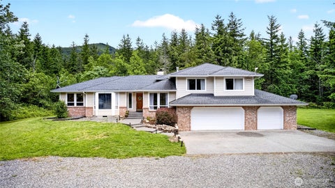 Photo of 34888 336th Avenue SE, Enumclaw, WA 98022 (MLS # 2526338)