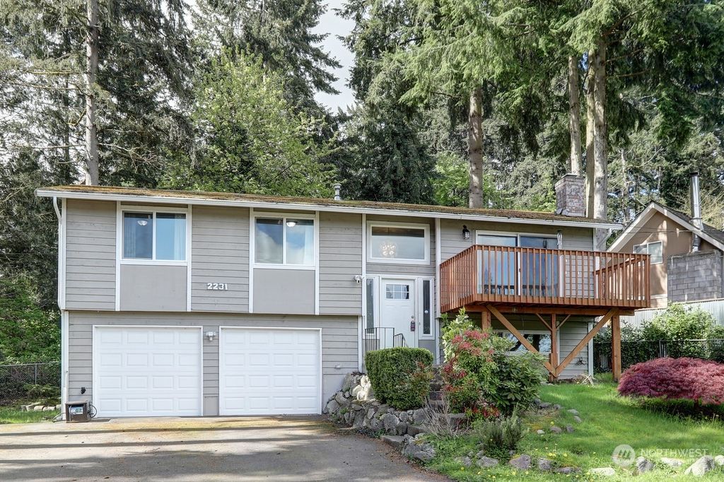 Photo of 2231 S 308th Street, Federal Way, WA 98003 (MLS # 2232038)