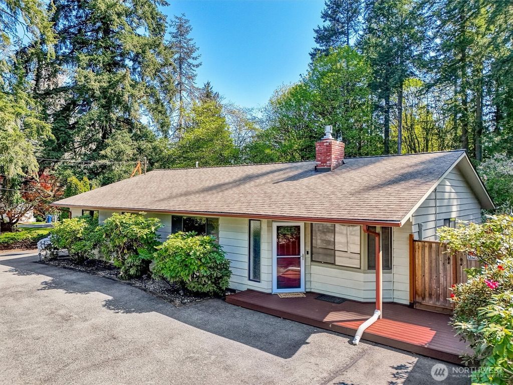 Photo of 21219 Cypress Way, Lynnwood, WA 98036 (MLS # 2330497)