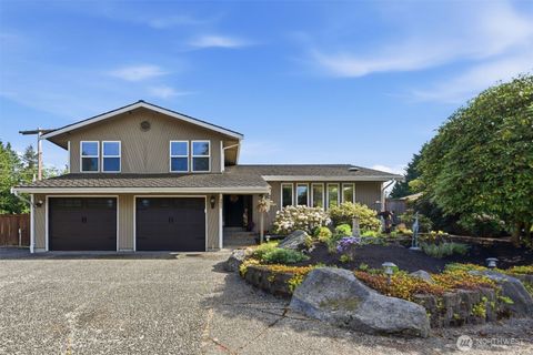 Photo of 3426 104th Place SE, Everett, WA 98208 (MLS # 2517831)