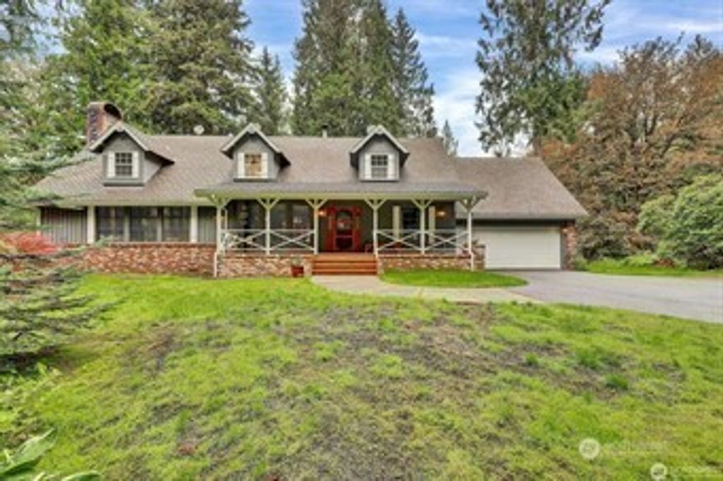 Photo of 3660 Lake Langlois Road NE, Carnation, WA 98014 (MLS # 2355939)