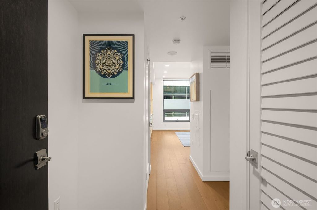 Photo of 1808 Minor Avenue #1211, Seattle, WA 98101 (MLS # 2469826)