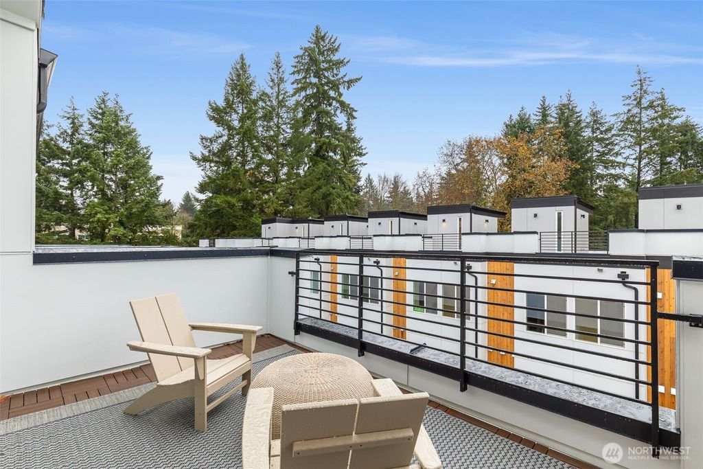 Photo of 1152 129th Court NE, Bellevue, WA 98005 (MLS # 2505537)