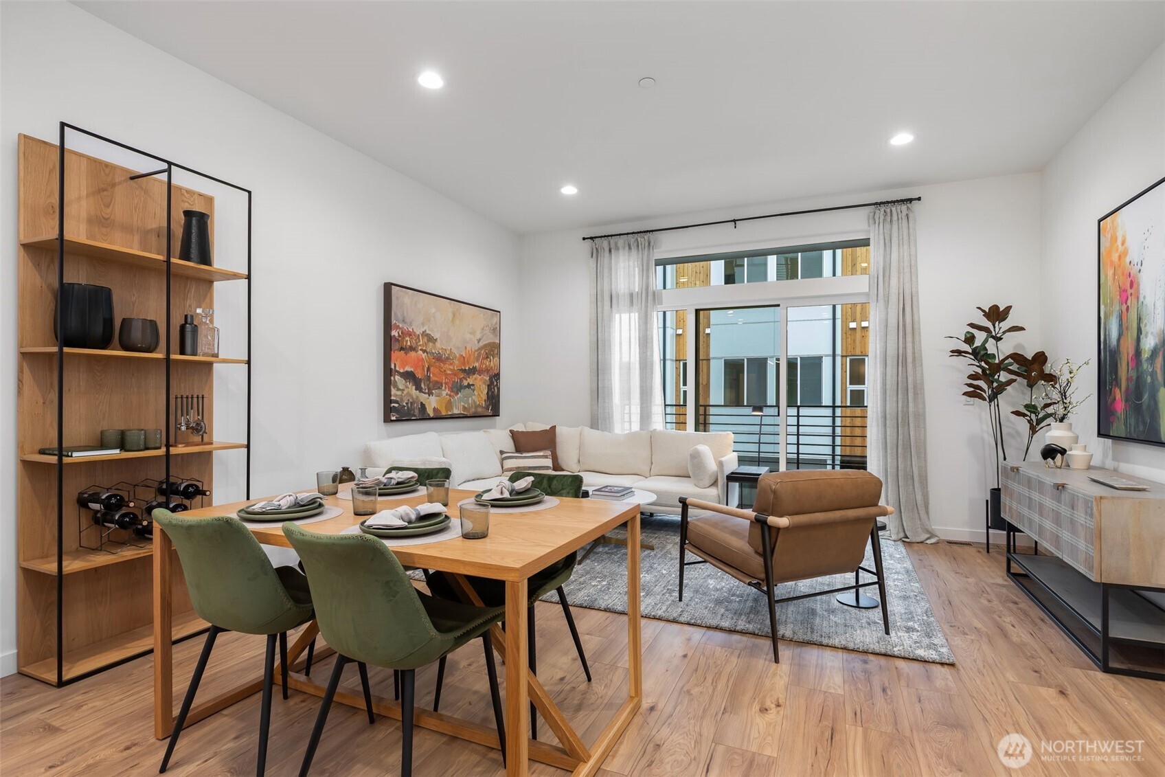 1152 129th Court NE