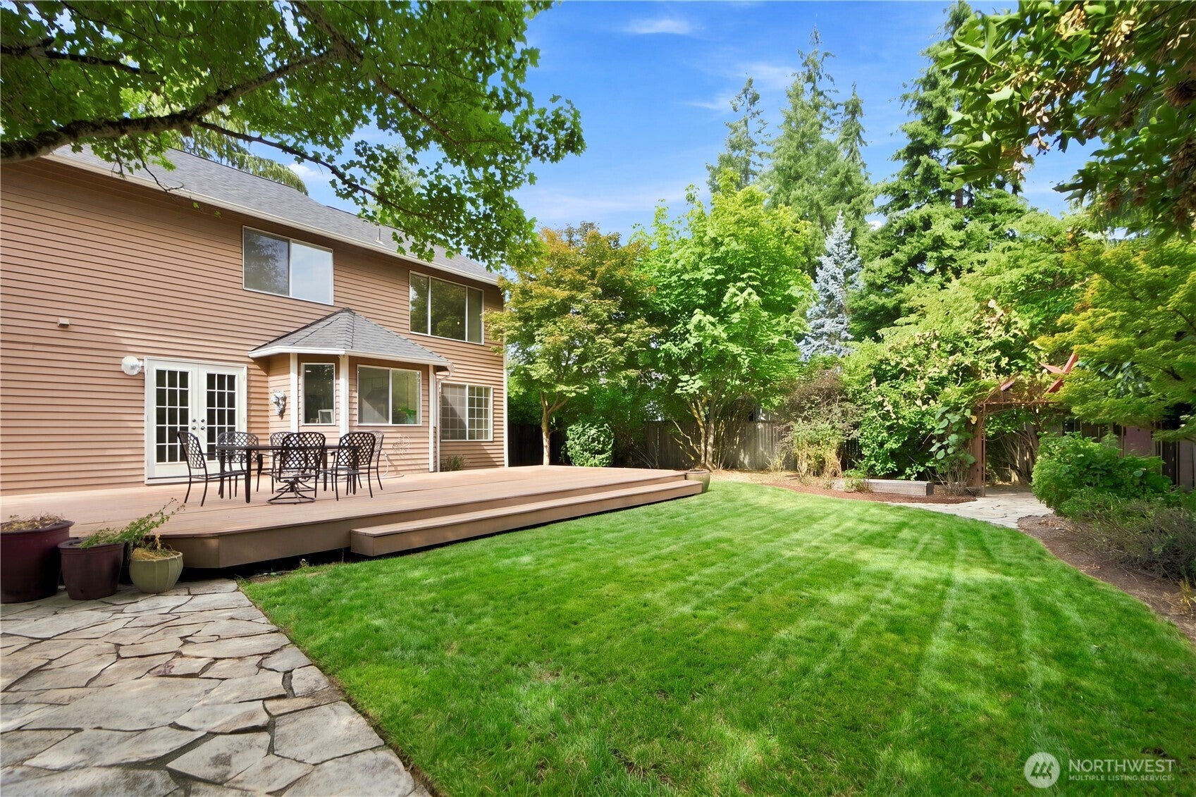 24528 SE 43rd Place