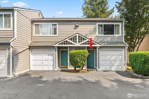 Photo of 826 Pike Street NE #C8, Auburn, WA 98002 (MLS # 2563935)