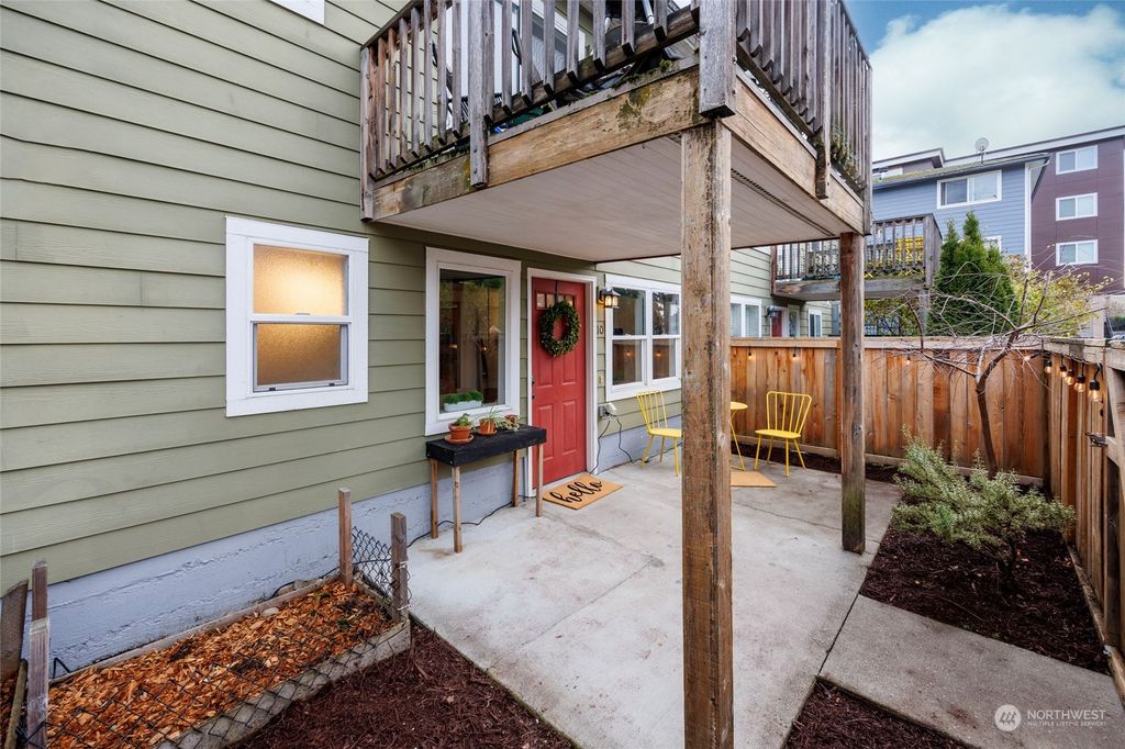 Photo of 9013 16th Avenue SW #10, Seattle, WA 98106 (MLS # 2183343)