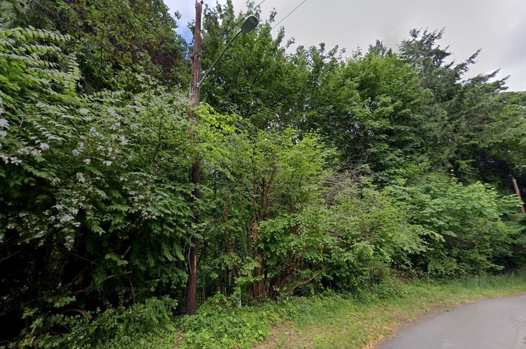 Photo of 2625 Hillside Drive SE, Olympia, WA 98501 (MLS # 2499561)