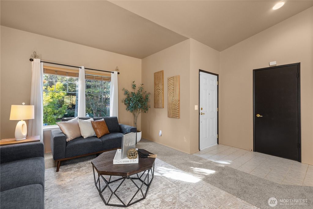 Photo of 14212 SE 188th Way, Renton, WA 98058 (MLS # 2480059)