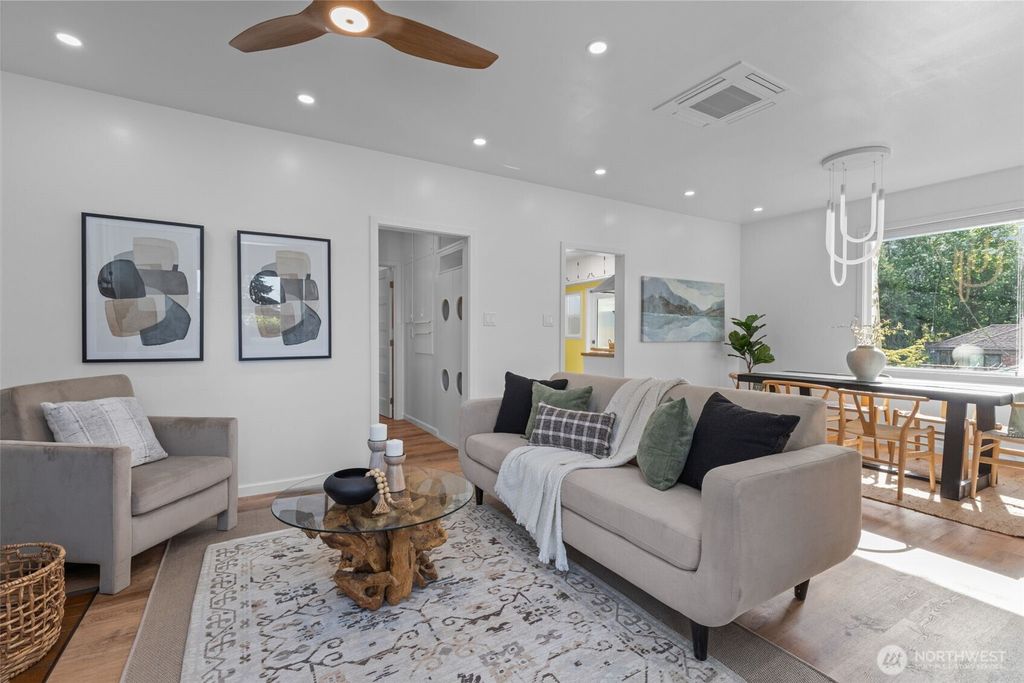 Photo of 11 W Fulton Street, Seattle, WA 98119 (MLS # 2359227)