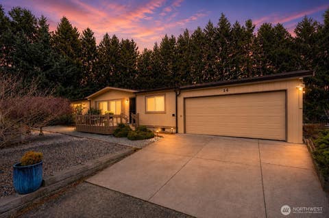 Photo of 2015 24th Street #14, Bellingham, WA 98225 (MLS # 2478329)